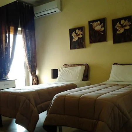 Emmanuel Bed & Breakfast 3*