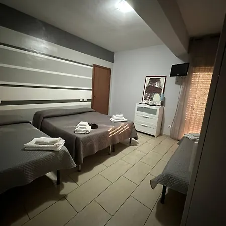 Emmanuel Bed & Breakfast 3*