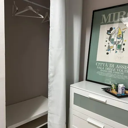 לינה וארוחת בוקר Emmanuel