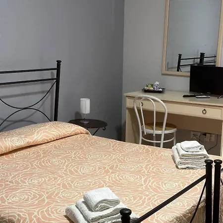 Emmanuel Отель типа 