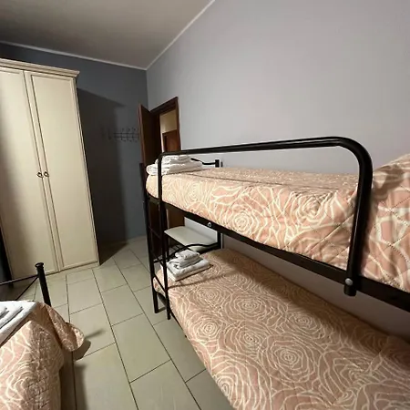 לינה וארוחת בוקר Emmanuel 3*