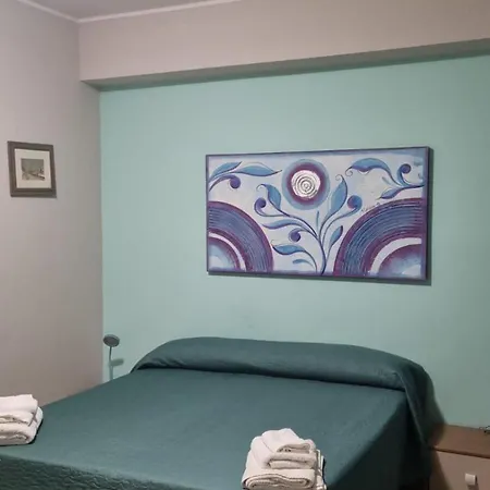 Emmanuel Bed & Breakfast 3*