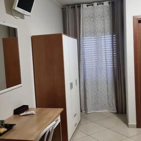 Emmanuel לינה וארוחת בוקר רג'יו די קאלאבריה